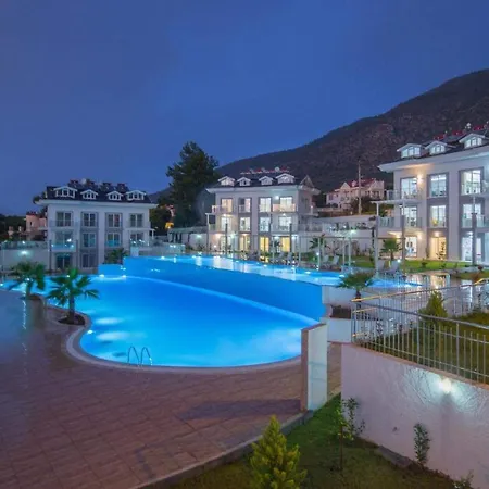 World E4 * Fethiye